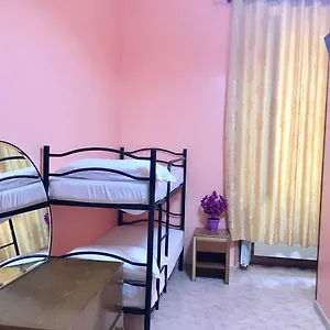 https://roma-guest-house.it-romehotels.com